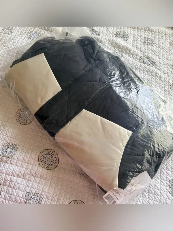 SPIRITUAL GANGSTER NWT Women’s Aero Puffer Jacket Black, Medium ($248) - Image 7