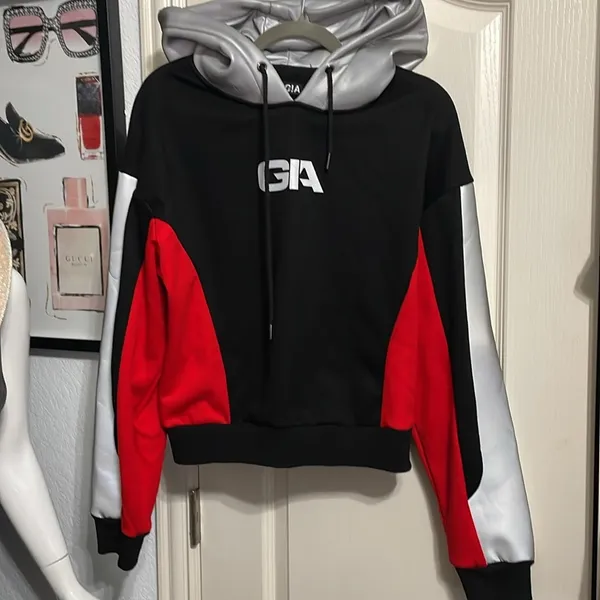 💙💖 NWT I.AM.GIA Sabrina Black Fleece Reflective Hoodie - Image 3