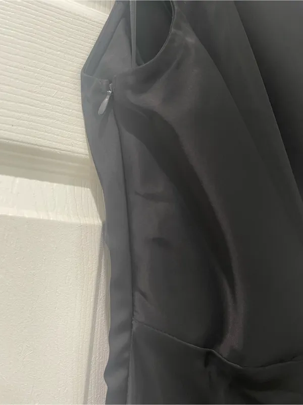 Elegant One-Shoulder Black Maxi Dress Small - Image 6