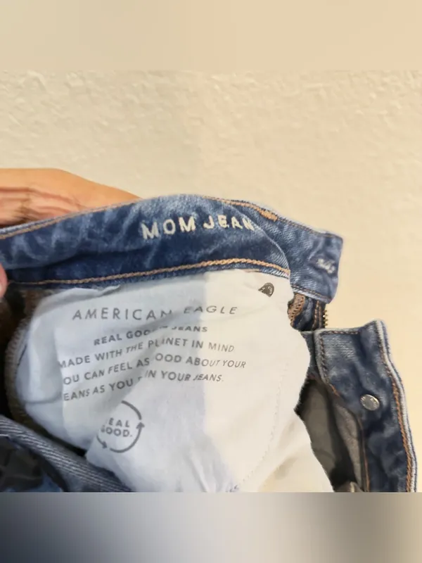 American eagle mom Jean 10 short - Image 10