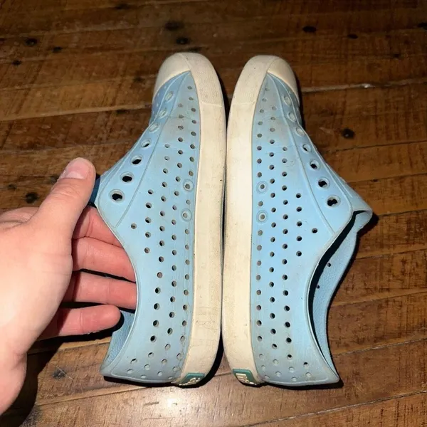Natives pale blue rubber washable W8 slip on perforated shoes - Image 4