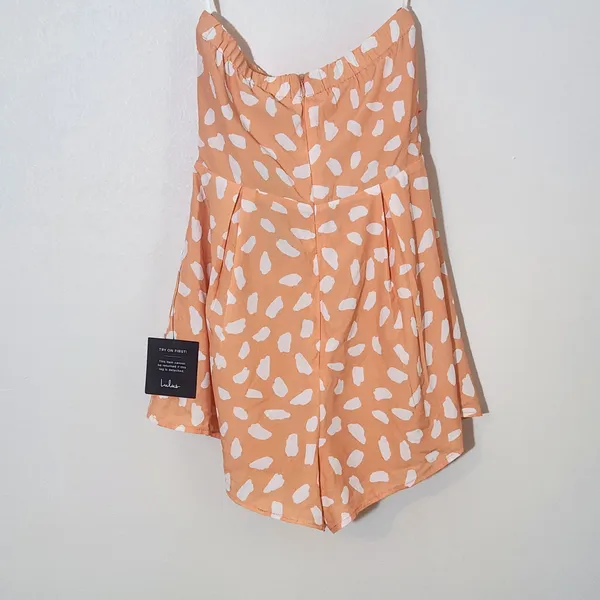 Lulus White and Orange Strapless Romper with Tie Front NWT Size Medium - Image 6