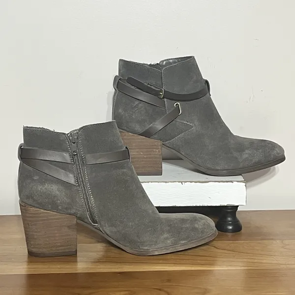 Crown Vintage Women's Brown Gray Boots Buckle Side Suede Booties‎ Zip Size 8 - Image 2