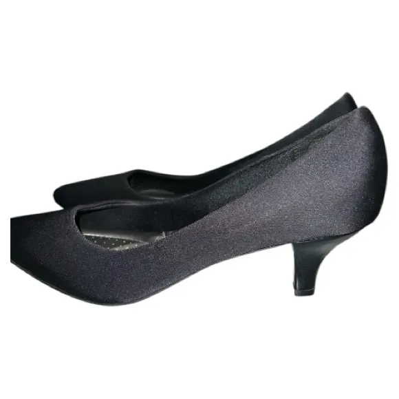 Abella Stylish Black Kitten Heel Pumps Size 9 - Image 4