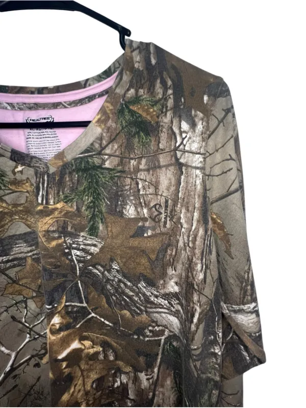 Realtree Camo V-Neck Long Sleeve Outdoor Hunting Shirt With Pink Trim - Image 2