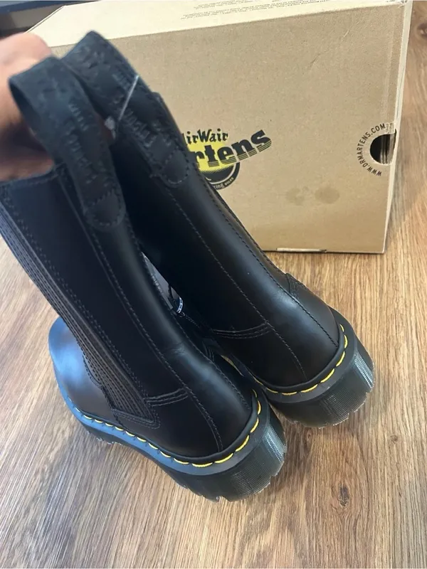DR MARTENS Amaayah LO black leather zippered boots shoes women’s 7 new - Image 4