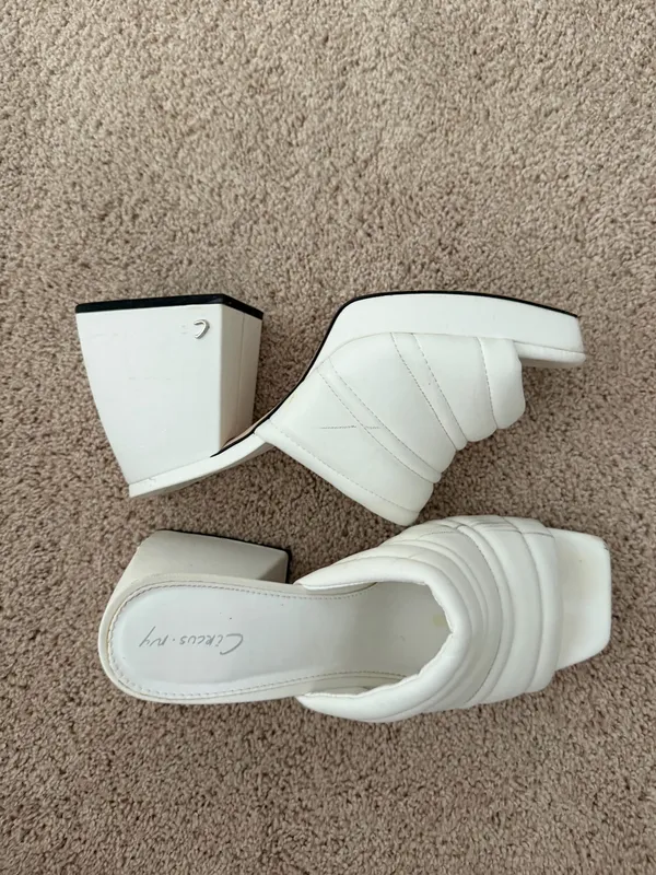 Circus by Sam Edelman Heels Chunky - Image 2
