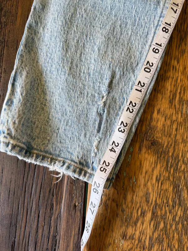 Abercrombie Ultra High-Rise 90s Straight Jeans - Image 4