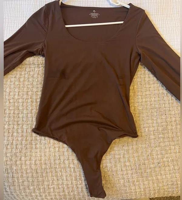 Pumiey brown body suit size M - Image 3