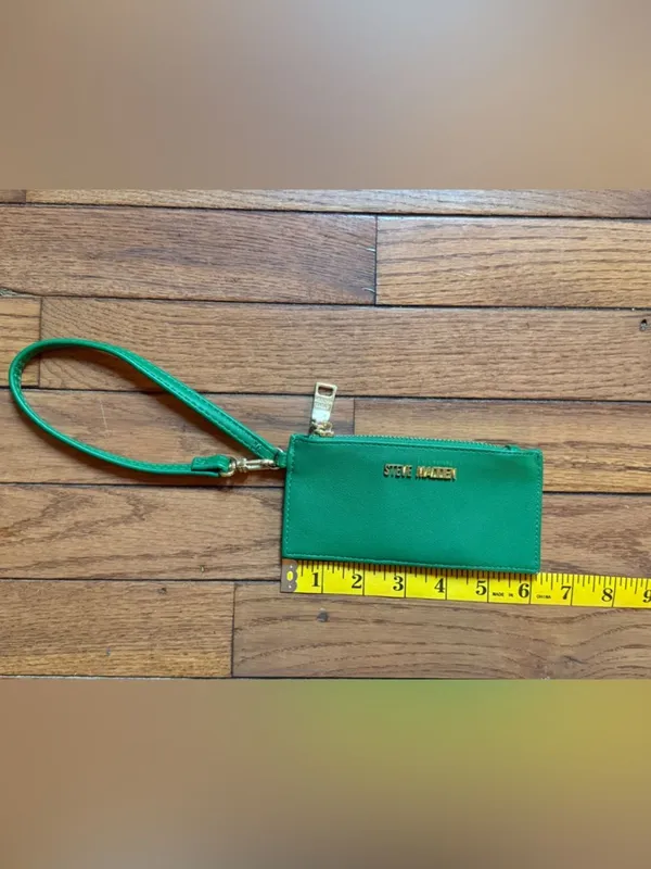 Steve Madden Green Wristlet Wallet ID Window Card Case Organizer Small Pouch - Image 2