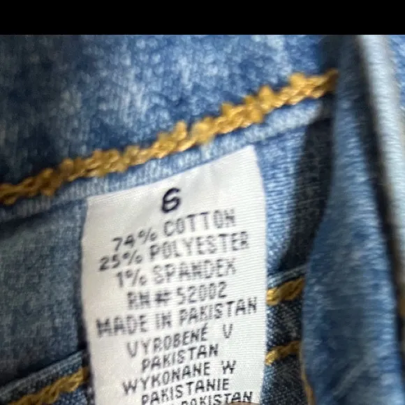 Liz Claiborne‎ Blue Capri Jeans Classic Style size 6 2000s - Image 4