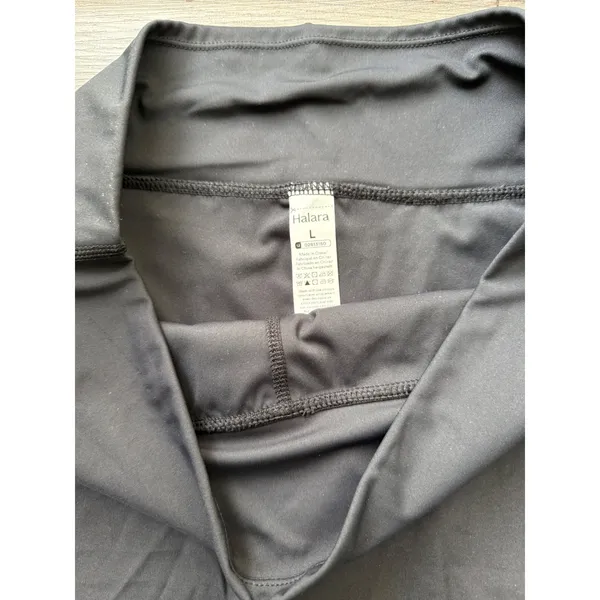 Halara Black High‎ Waisted 2-in-1 Flowy Active Shorts Women Large - Image 3