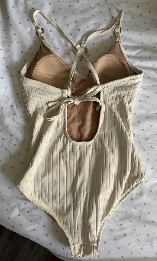 Kona Sol One-Piece Strappy Swimsuit - Image 5