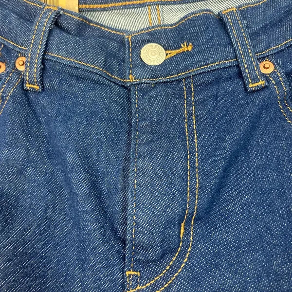 NW5 Levi's Women's Boyfriend Jeans in Deep Blue 29x30 - Image 13