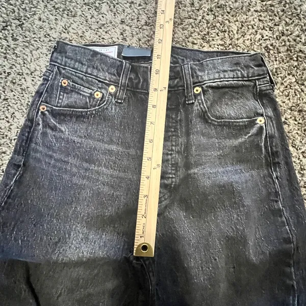 Gap Cheeky Straight High Rise Jeans Washed Black Raw‎ Hem Size 26 2R Button Fly - Image 4