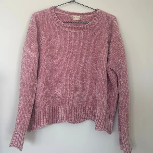 Altar'd State pink chenille sweater Sz Medium - Image 4