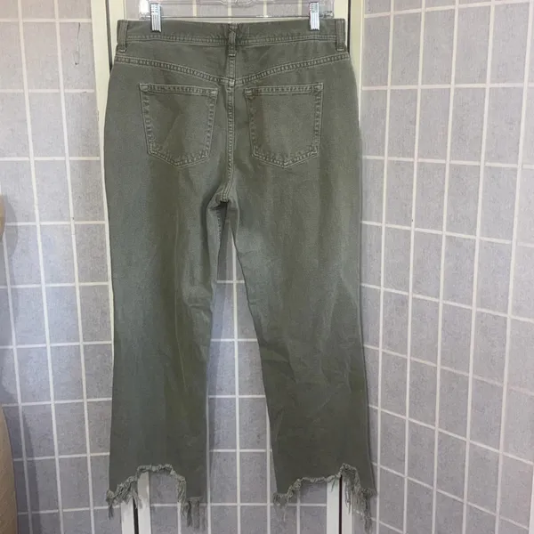 Free People We The Free‎ Maggie Jeans Distressed Ripped Green Frayed Hem Size 29 - Image 2