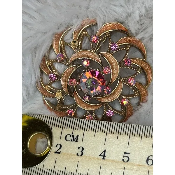 Vintage Gold Tone Aurora Borealis Rhinestone Sunburst Floral Brooch Pin 5cm - Image 2