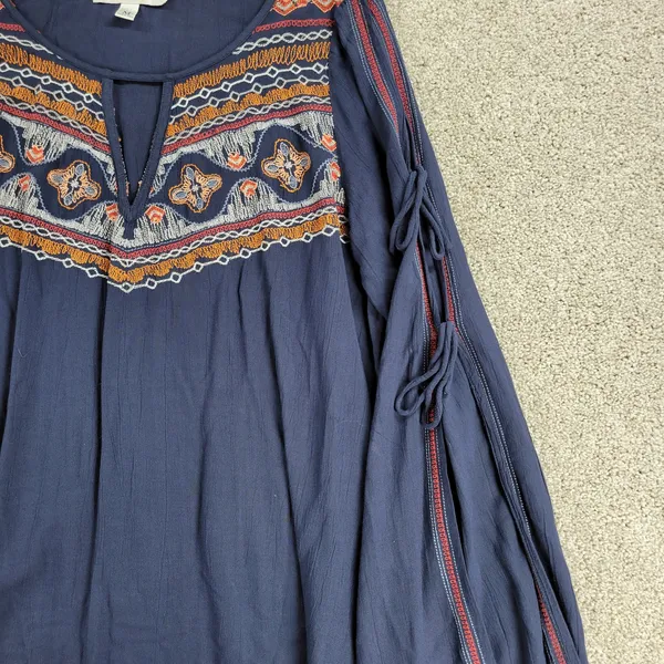 Abercrombie & Fitch Womens Boho Top M Blue Embroidery Tie Flowy Sleeves Keyhole - Image 9