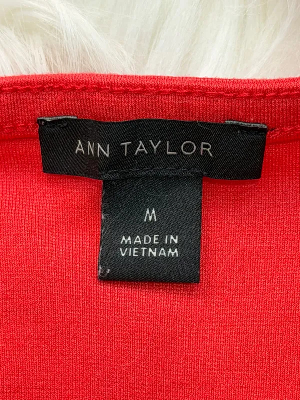 Ann Taylor Ponte Shoulder Button Top Short Sleeve Shirt in Hibiscus Size Medium - Image 8