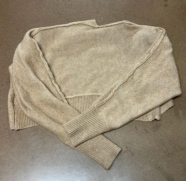 NWT American Eagle Shrug - Image 4