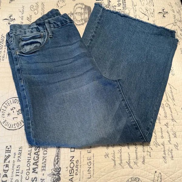 Time and Tru High Rise Blue Jeans - Image 2