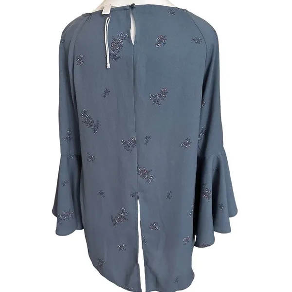 LC Lauren Conrad | Blue Floral High Low Bell Sleeve‎ Blouse Size Small - Image 3