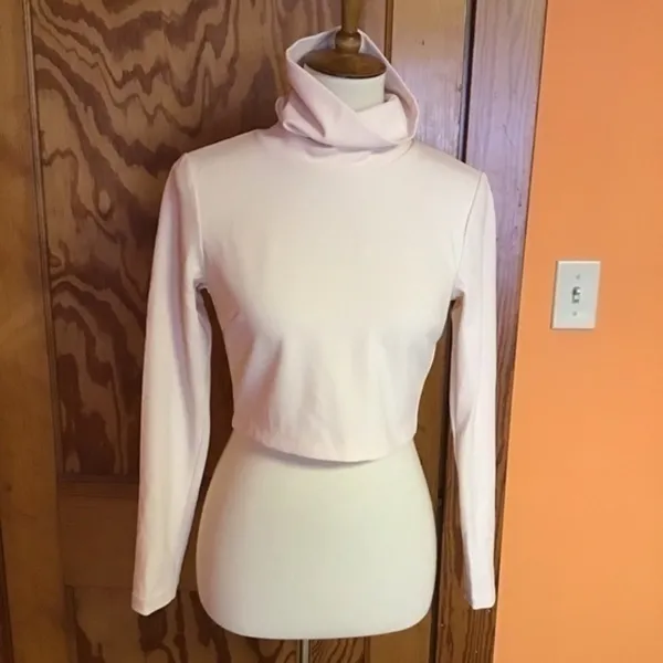 Nordstrom Dance & Marvel NWT Sexy cropped open back top - Image 7