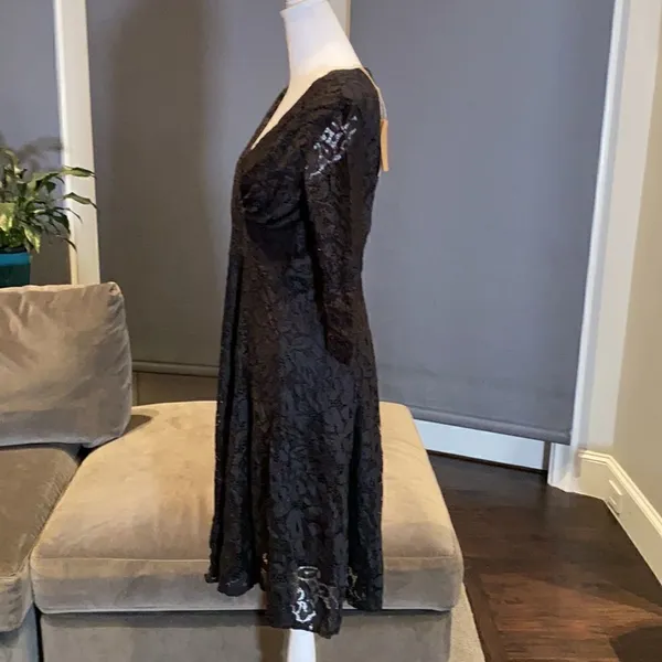 Women’s Black V-Neck Party Cocktail Dress Size M NWT - Image 3