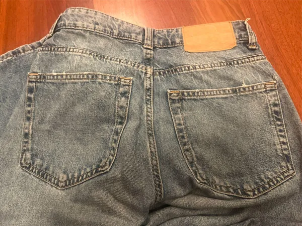 High-Rise Baggy Jeans H&M - Image 3