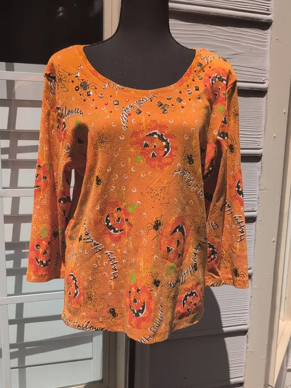 Onque Casuals 3/4 Sleeve Halloween Top | Pumpkin Halloween Pattern Shirt - Image 8