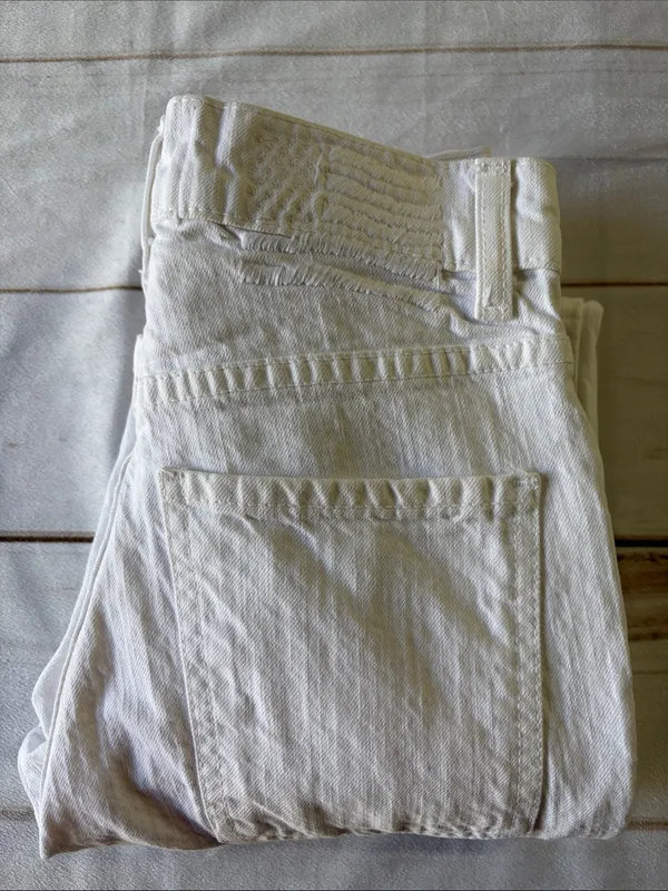 REVICE White Straight-Leg Jeans with Red Heart Patch - Image 13