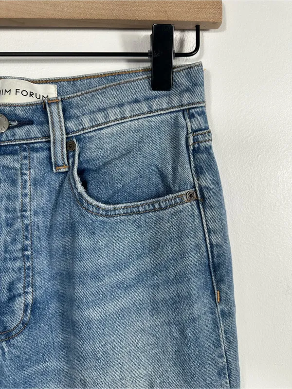 Aritzia Denim Forum Arlo High Rise Straight‎ 28L Jeans Size 26 - Image 7