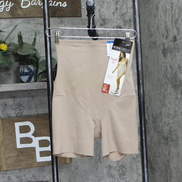 NWT Miraclesuit Flexible Fit Hi-Waist Thigh Slimmer 2909 2909 Stucco Brown XL - Image 2