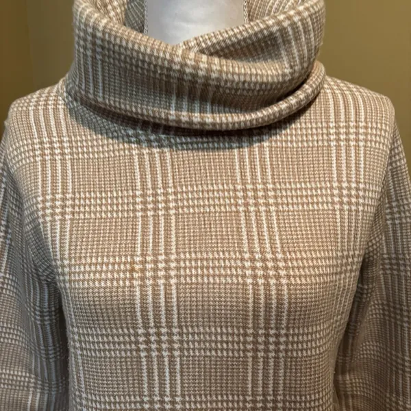 J. Crew Women's‎ Beige Sandstone Long Sleeve Funnelneck Sweater Size Medium - Image 3