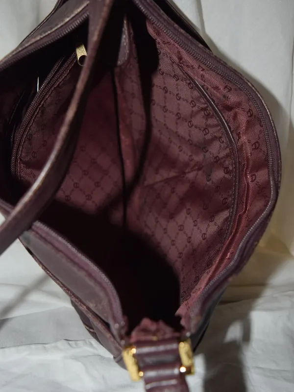 Vintage Classic Burgundy Aigner Shoulder Bag - Image 5