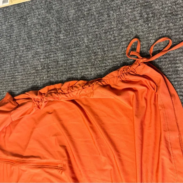 Helly Hansen Vibrant Orange Half-Zip quick dri Top size Medium‎ - Image 4