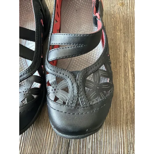 Baretraps Women's Size 5 Ferra Mary Jane Flower Lasercut Comfort Flats Black - Image 2