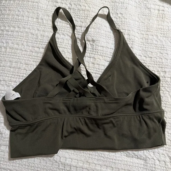 Aerie sports bra size medium - Image 2