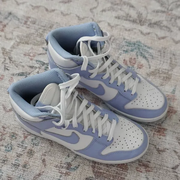 Nike Women’s Dunk High Aluminum - Image 2