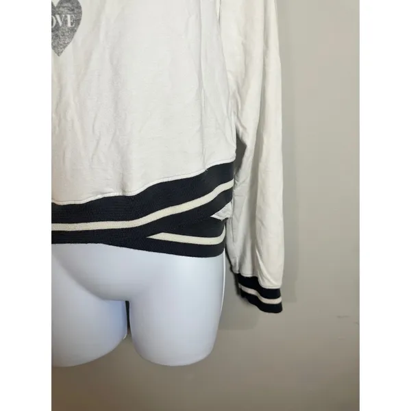Sundry Anthropologie California Love Heart Graphic Sweatshirt White Grey Striped - Image 8