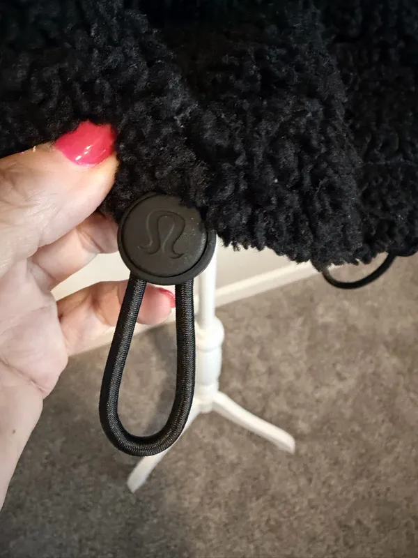 Lululemon Cinchable Fleece Cozy Zip-Up Black womens size 12 - Image 9