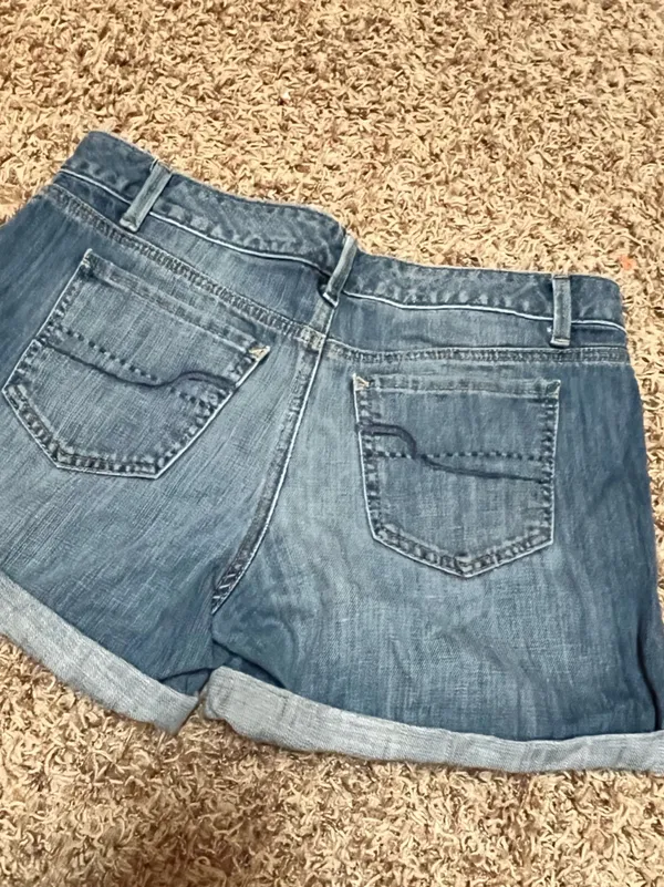 Tommy Hilfiger Jean shorts size 8 stretch casual summer fun BOHO - Image 7
