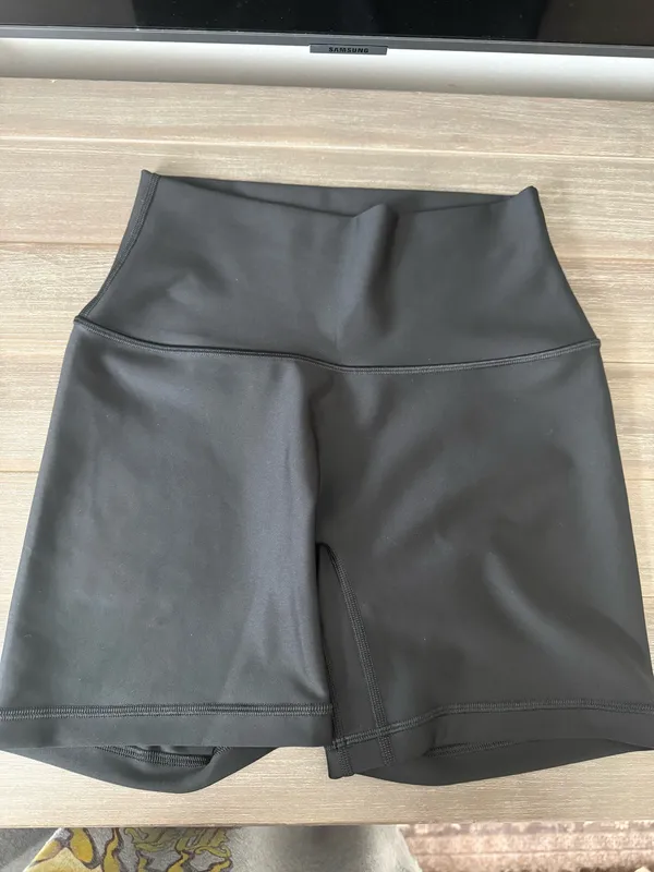 Aritzia Workout Set - Image 5