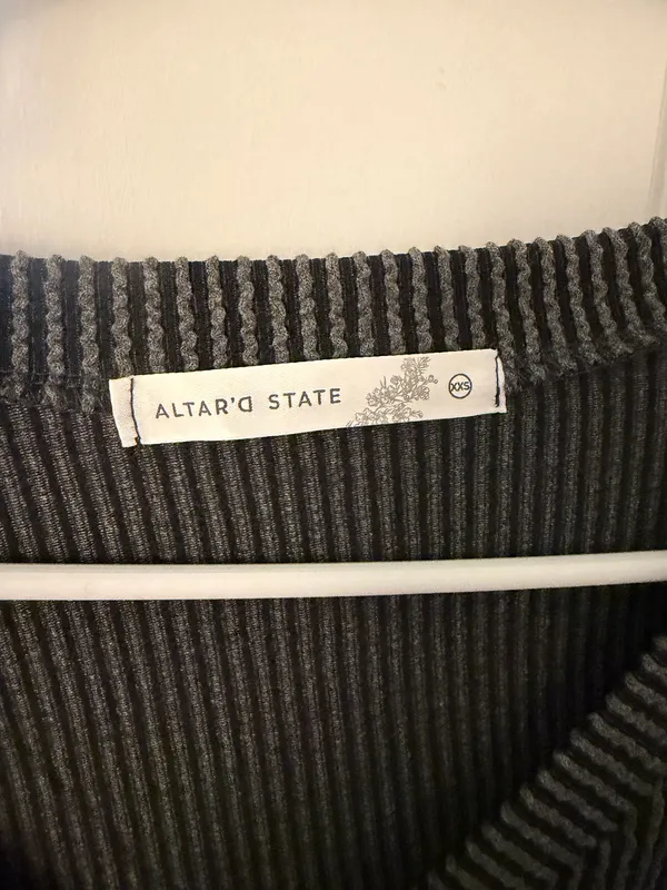 Altar'd State Sweater Cropped - Image 2