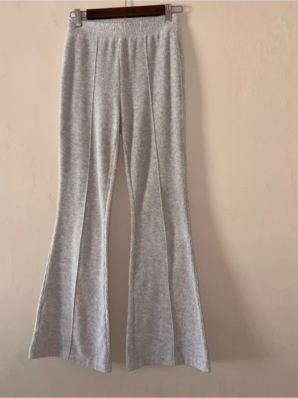 Aerie Groove-On Rib Velour Flare Pant Grey Size XS Regular - Image 3