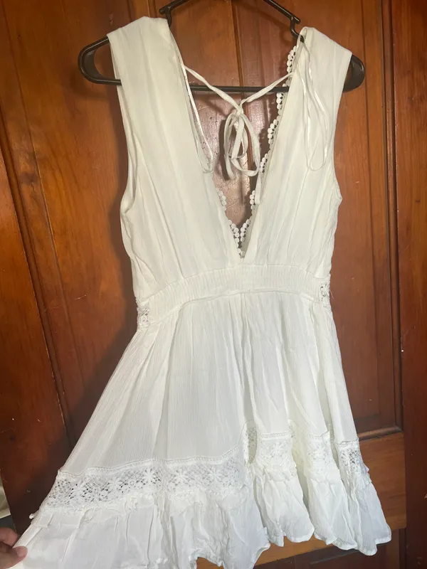 Boutique White Summer Dress - Image 3