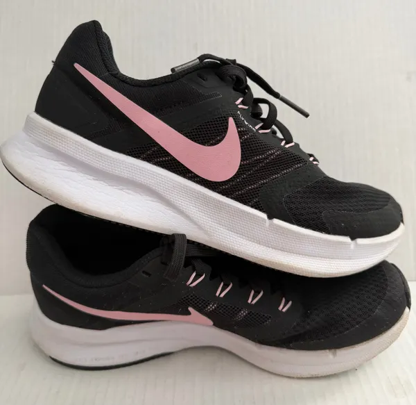 Nike Run Swift 3 Flywire Women’s Running Shoes - Image 3