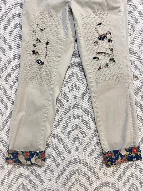 ANTHROPOLOGIE // CHINO Khaki Relaxed Floral Patched Distressed Chino Pants 28 - Image 3