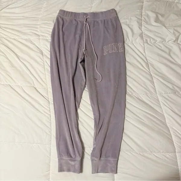 Pink Victoria's Secret Lavender lounge set size Medium - Image 5